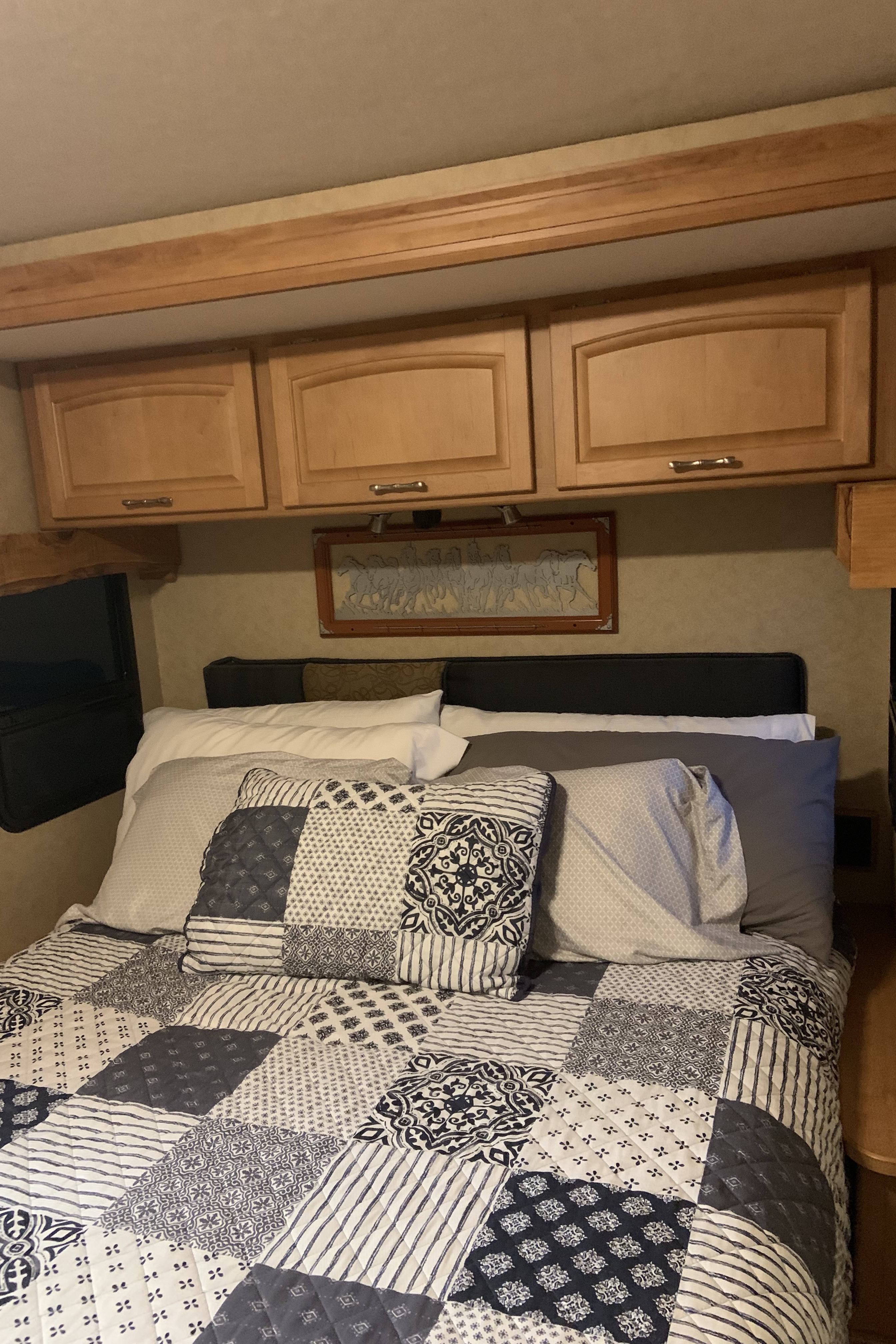 Rick's Winnebago Voyager Class A