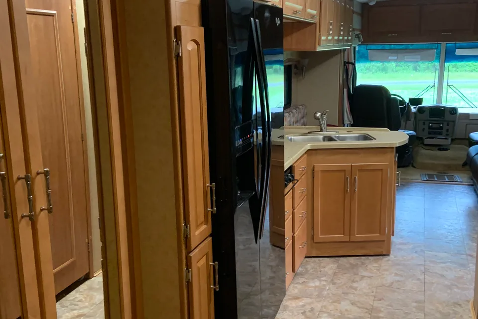 Rick's Winnebago Voyager Class A