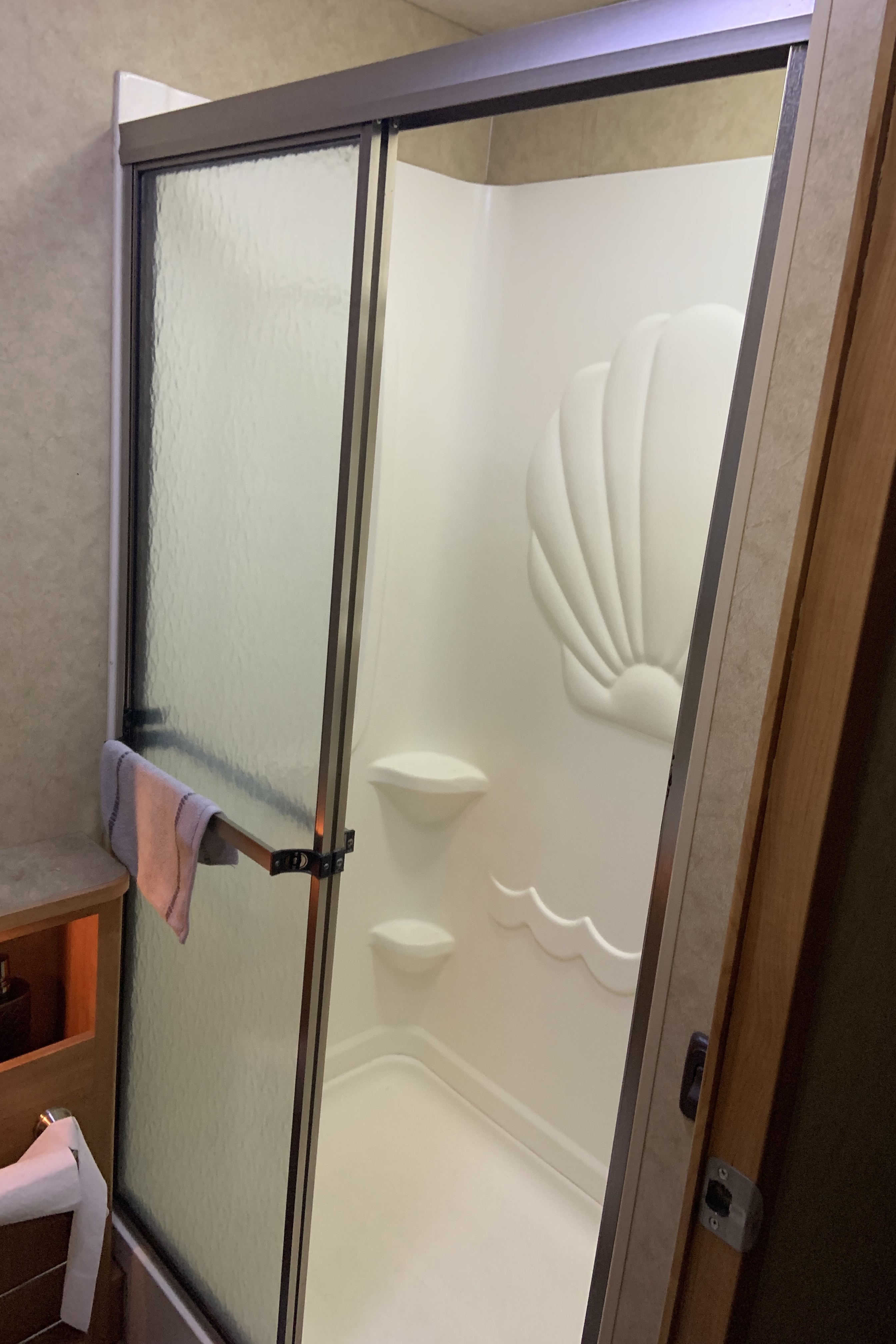 Rick's Winnebago Voyager Class A