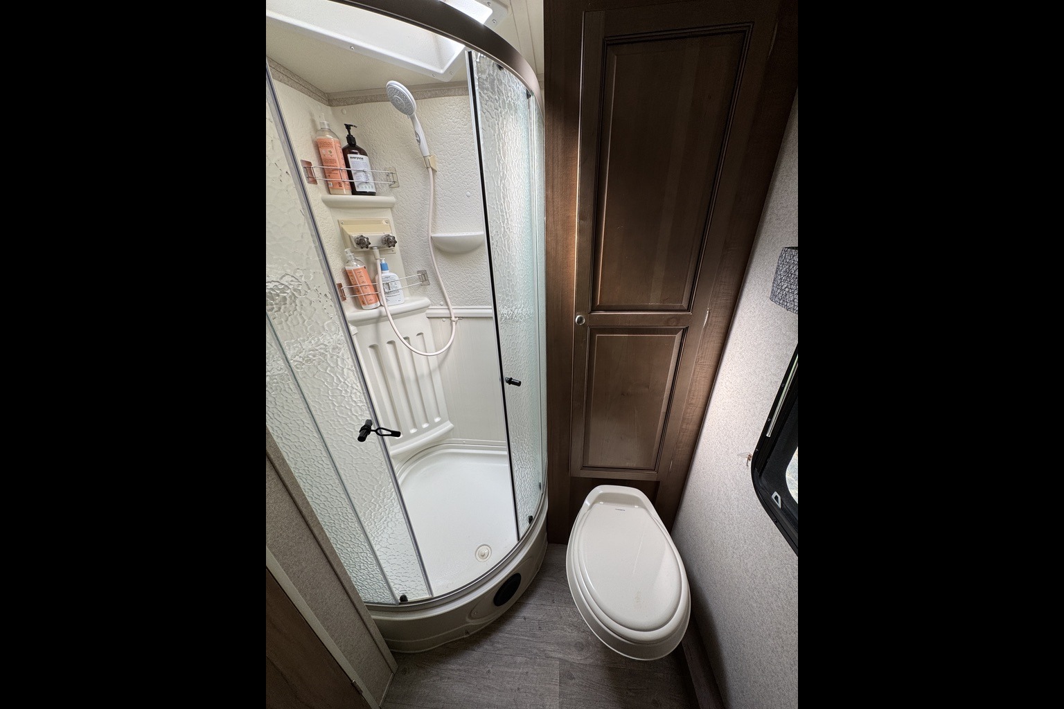Juniper Skye - 2019 Forest River Rockwood Mini-Lite *Pet Friendly*