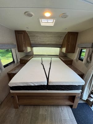 Juniper Skye - 2019 Forest River Rockwood Mini-Lite *Pet Friendly*