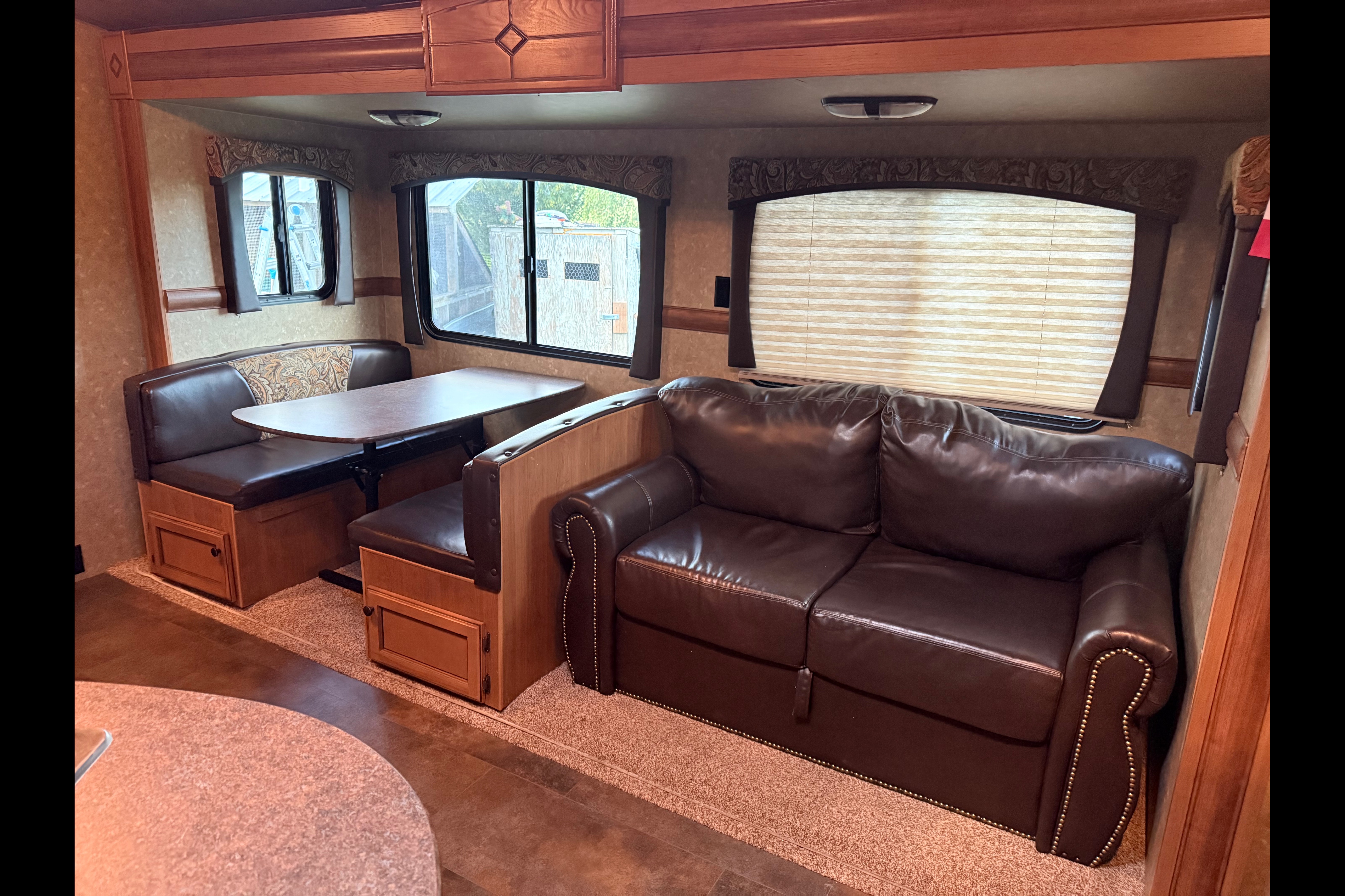 Suzie's Beautiful home on Wheels!