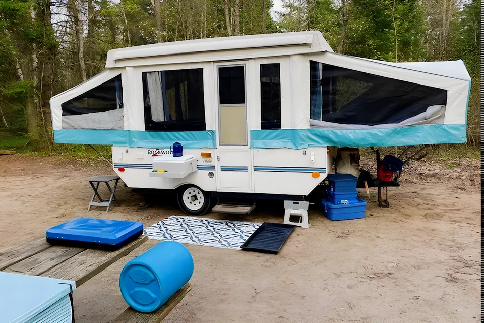 The Getaway - Tent Trailer