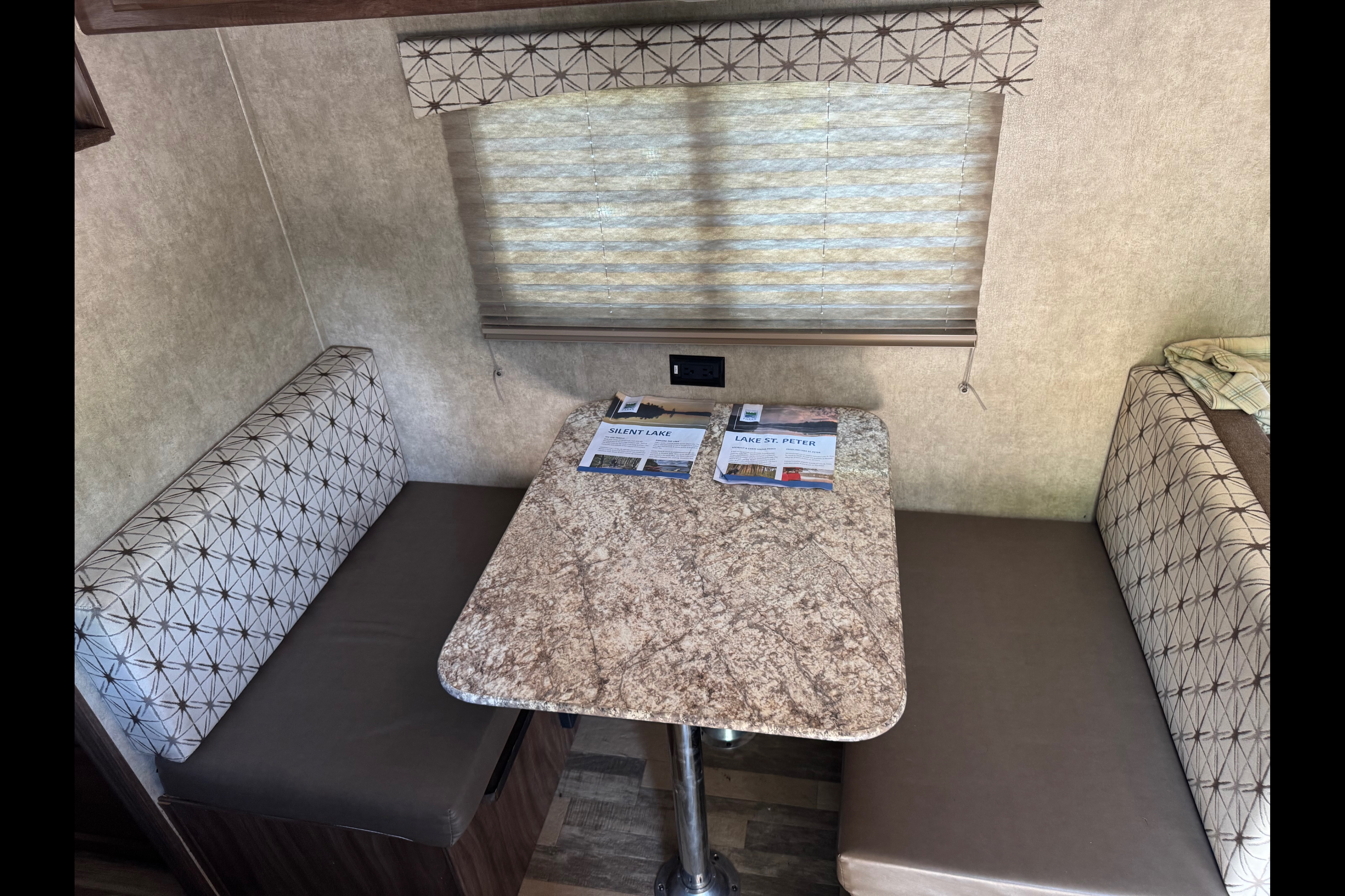 Shayne's Forest River 17bh Travel Trailer