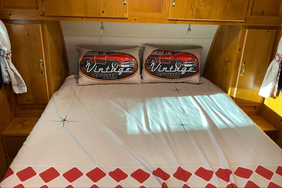 Brian's Gulf Stream Vintage Cruiser Travel Trailer