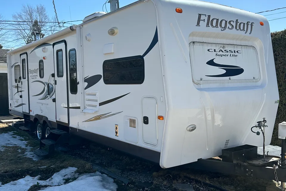 Yvan Flagstaff Flt831fkbss Roulotte