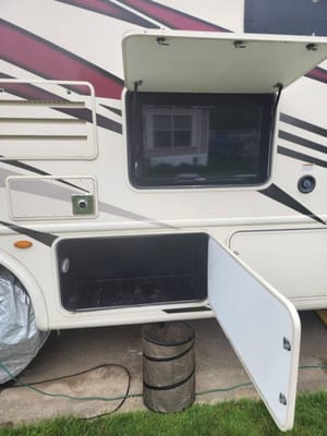 Our Vacation Rentals 4 U, LLC Thor Motor Coach A.C.E. Class A