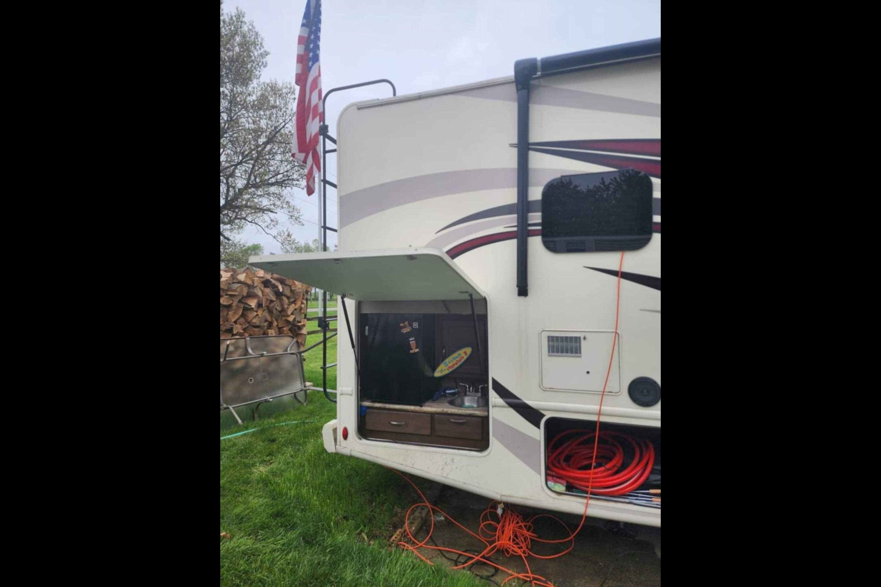 Our Vacation Rentals 4 U, LLC Thor Motor Coach A.C.E. Class A