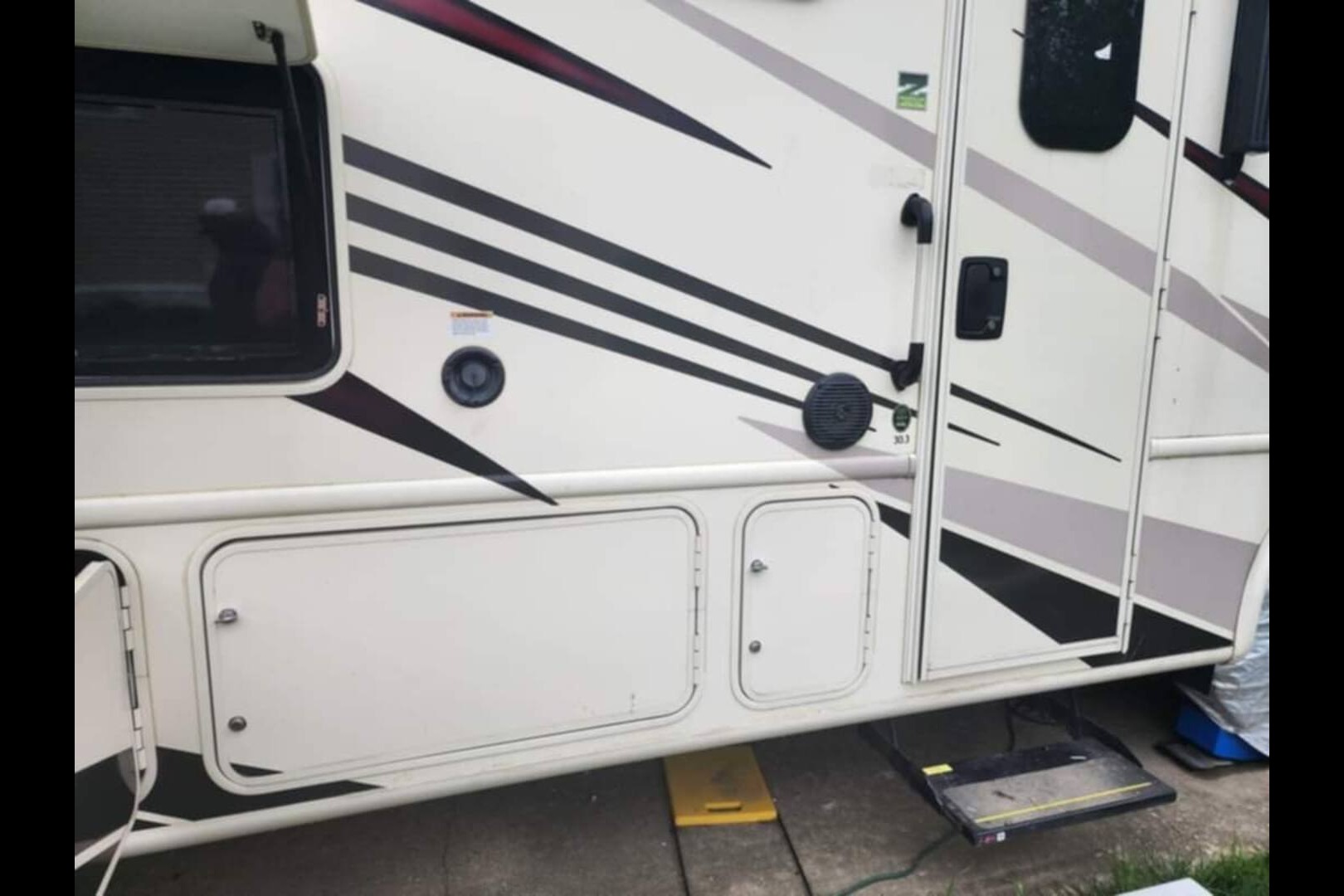 Our Vacation Rentals 4 U, LLC Thor Motor Coach A.C.E. Class A