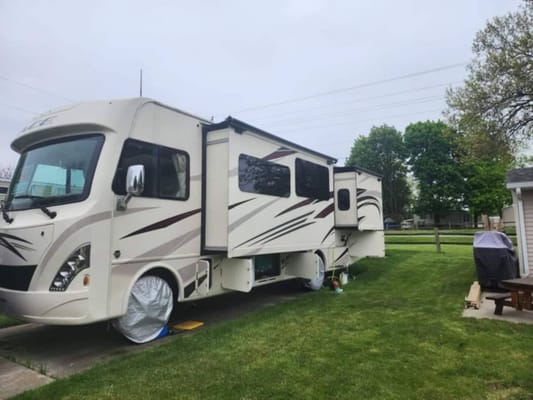 Our Vacation Rentals 4 U, LLC Thor Motor Coach A.C.E. Class A