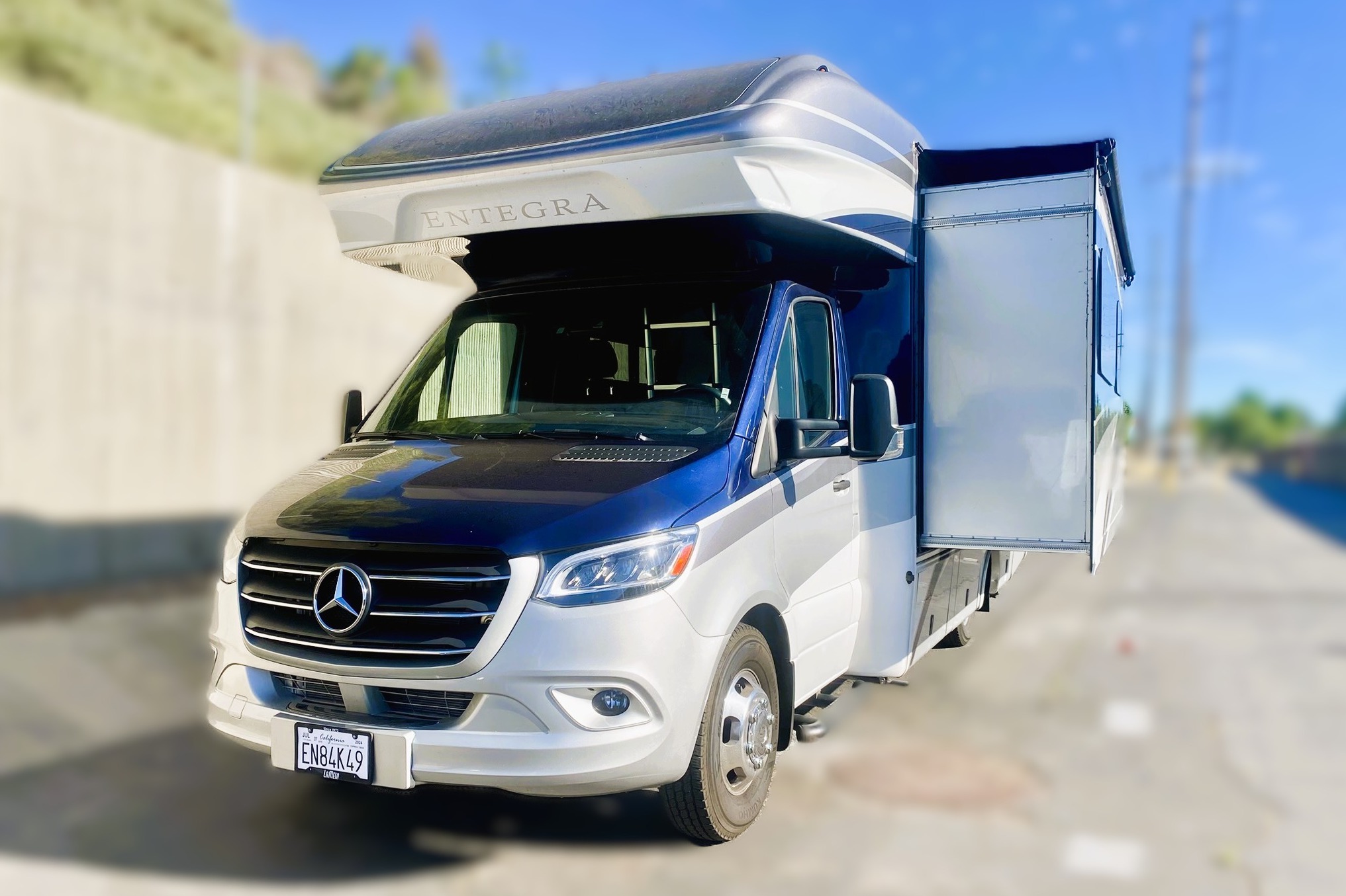 💎 Merci Benz 💎 BRAND NEW 2026 • Premium Sprinter • Low Mileage • Sleeps 6 ✨