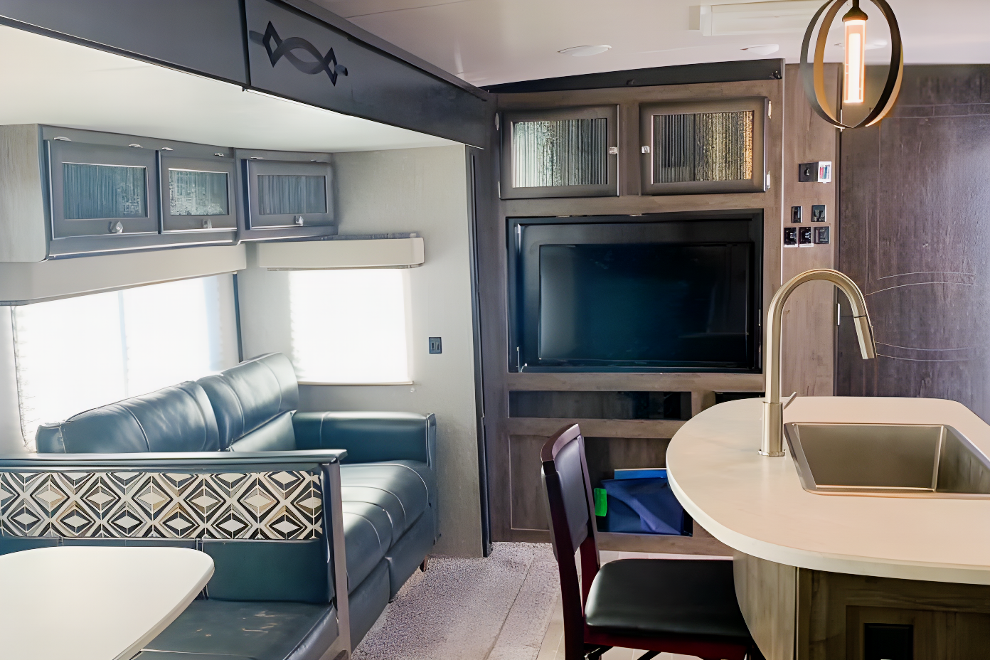Luxury Heartland Mallard M33 - Travel Trailer