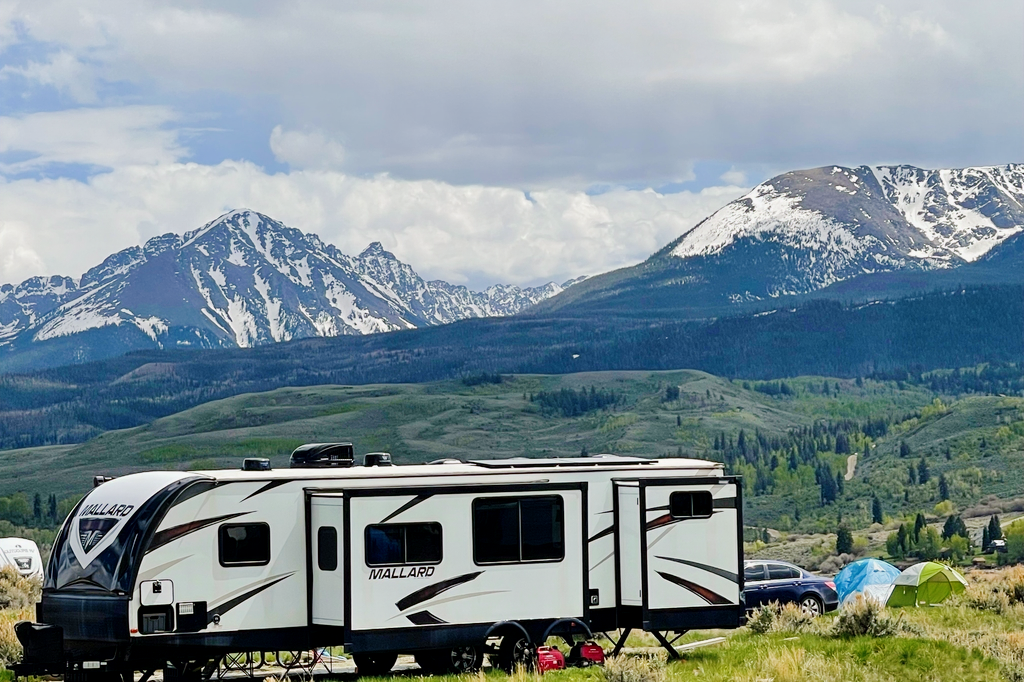 Luxury Heartland Mallard M33 - Travel Trailer