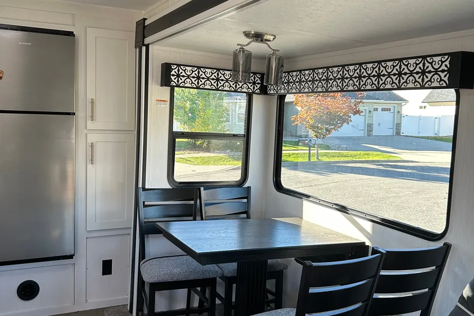 Forest River 282RKX Travel Trailer- Wildcat
