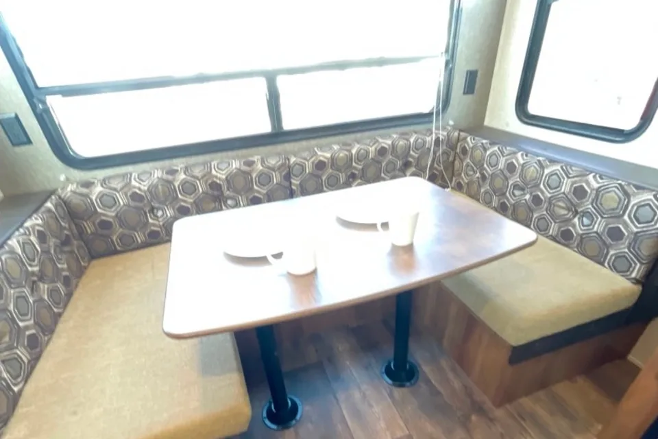 Cozy,Comfort & Budget friendly Trailer