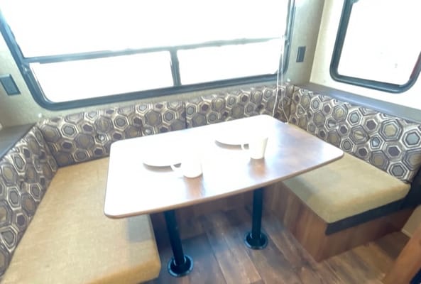 Cozy,Comfort & Budget friendly Trailer