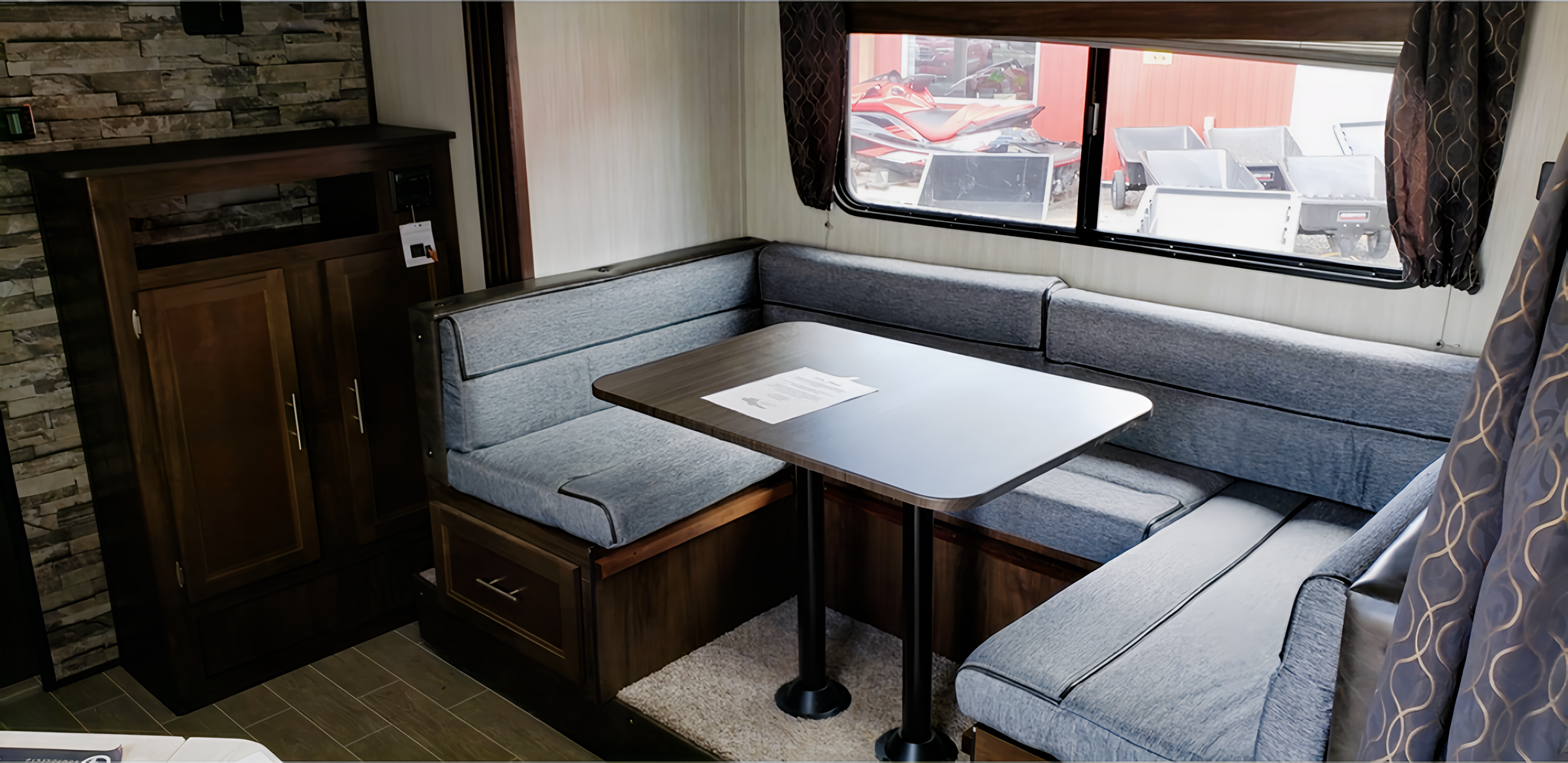 Cedrik's Grey Wolf 27RR Toy Hauler
