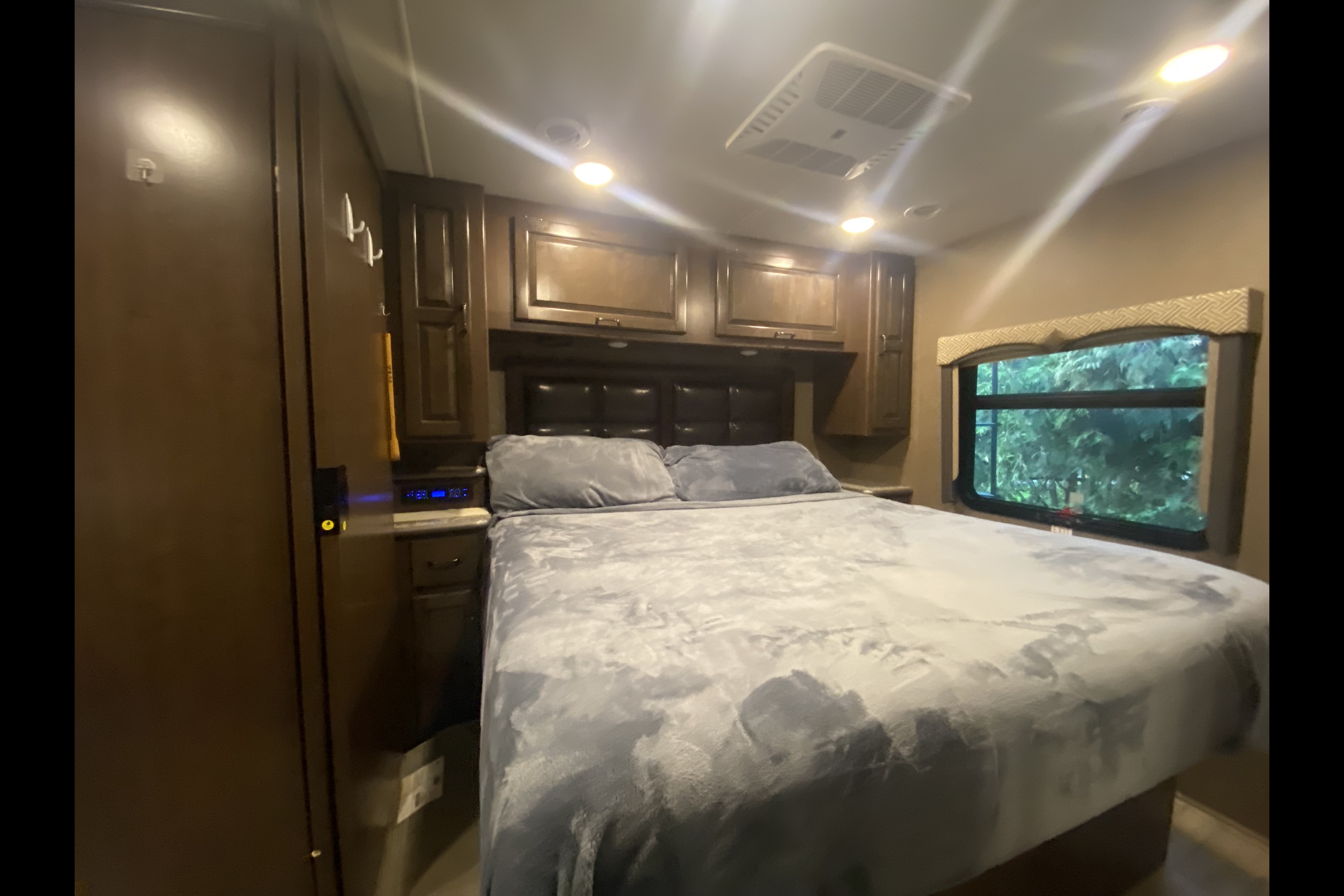 Class A Motor Coach - Pets Allowed
