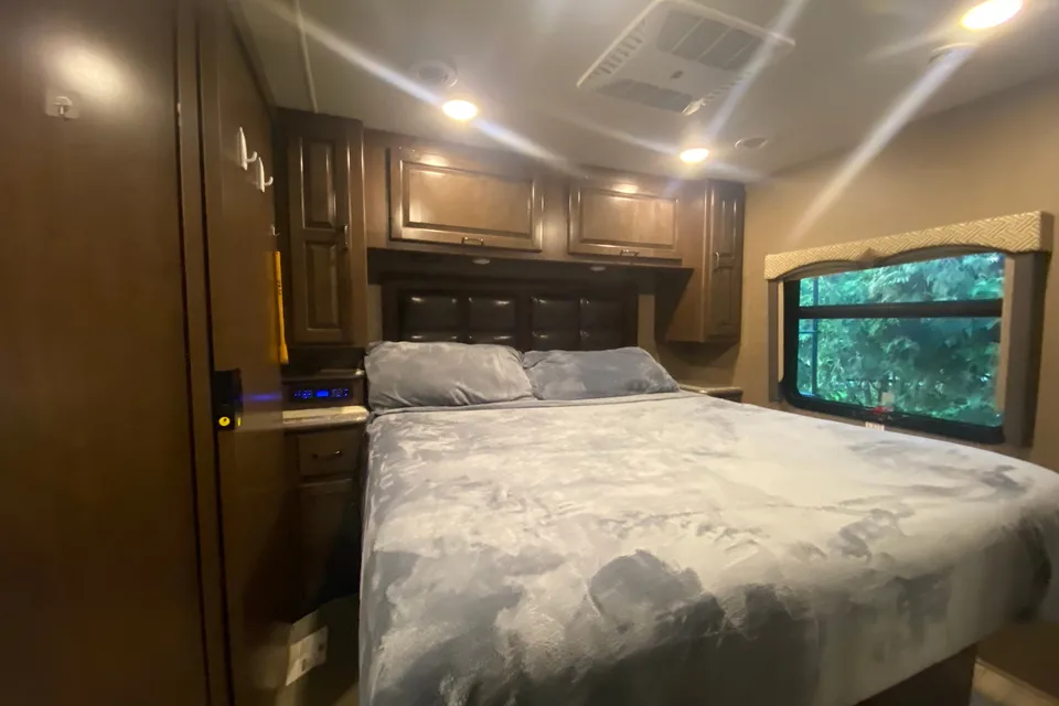 Class A Motor Coach - Pets Allowed