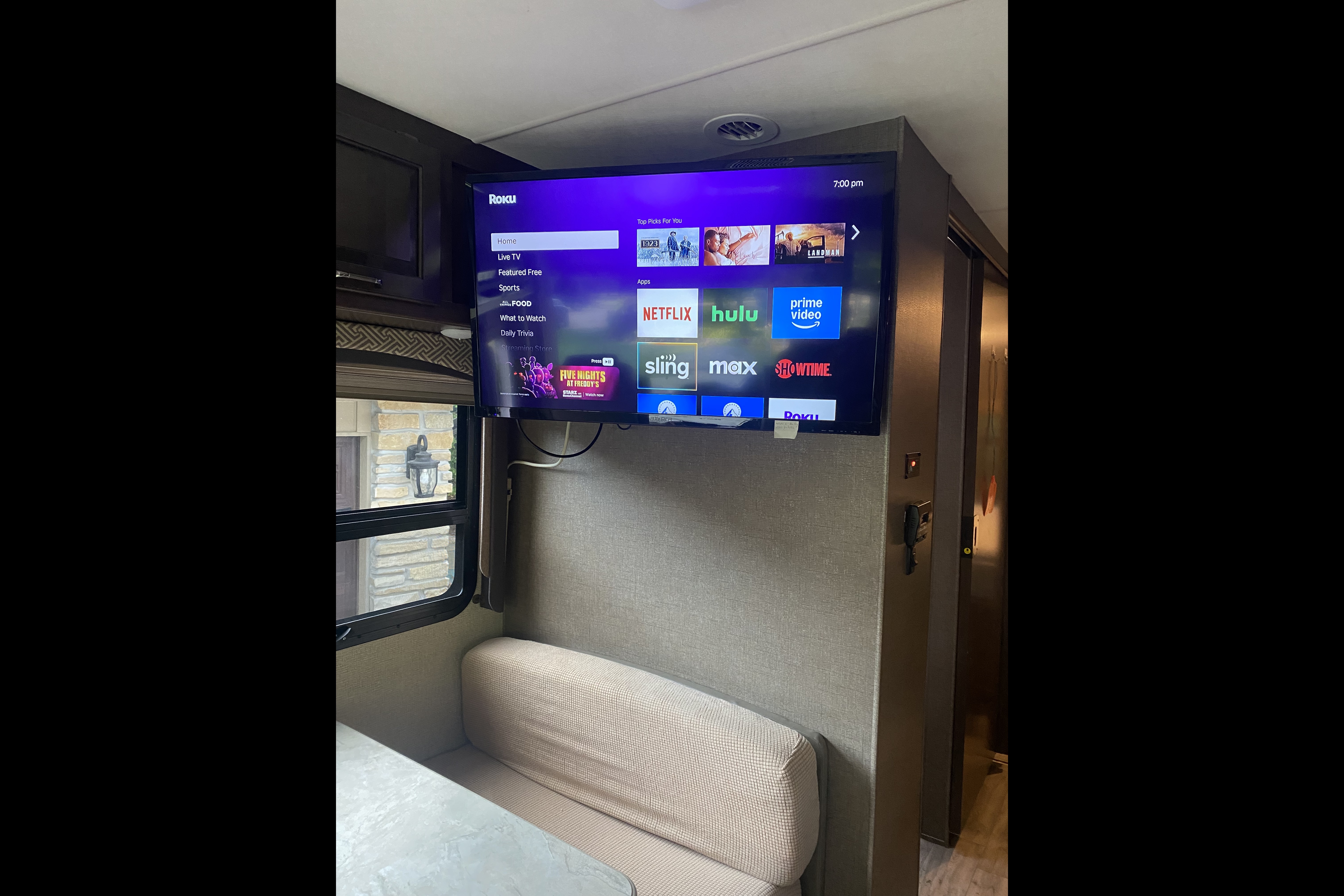 Class A Motor Coach - Pets Allowed