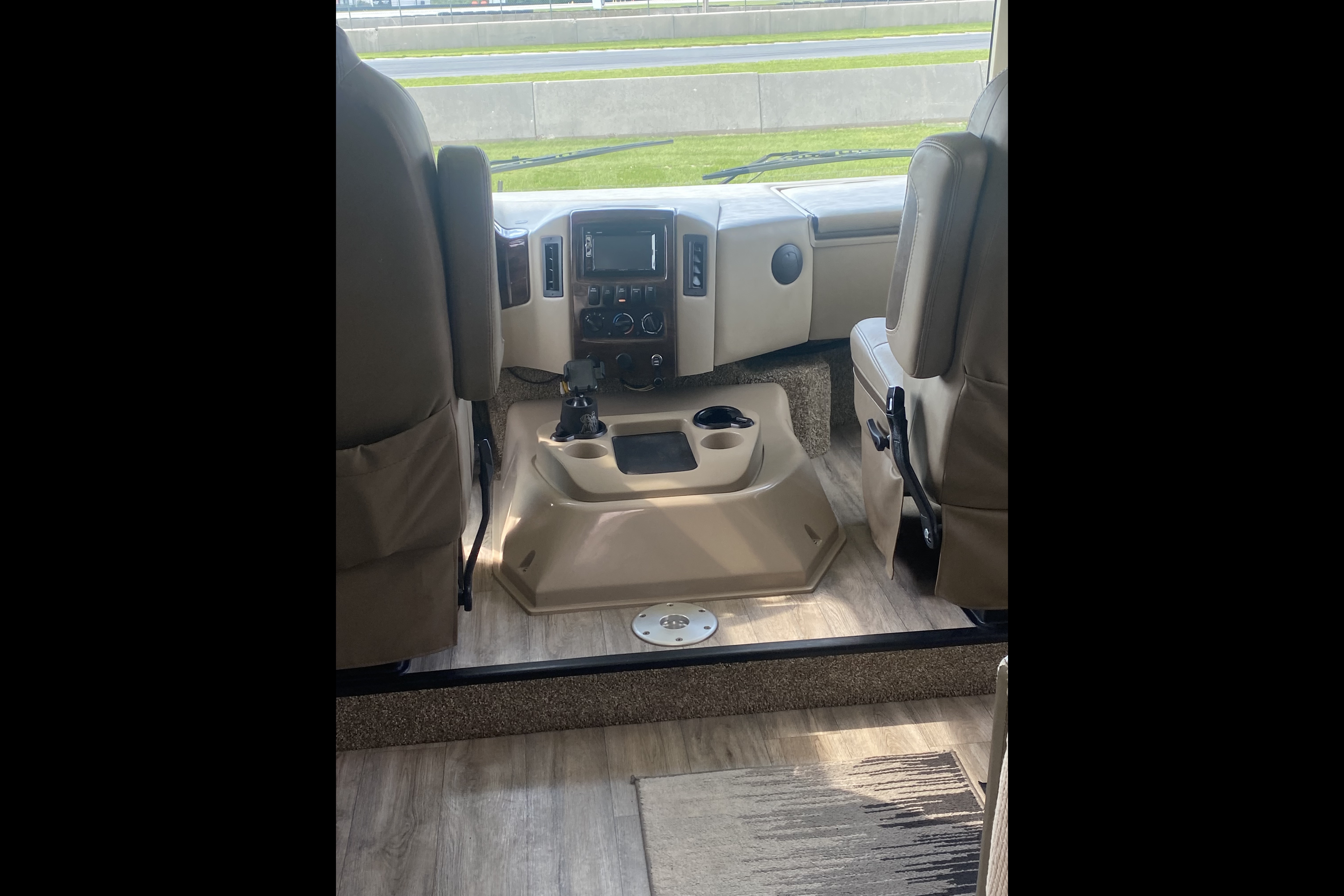 Class A Motor Coach - Pets Allowed