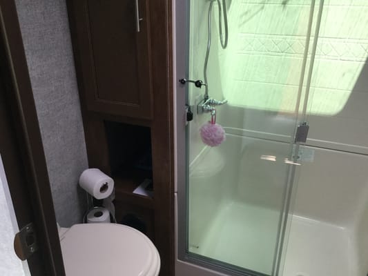 Executive Suite - Palomino - Columbus - Delivery