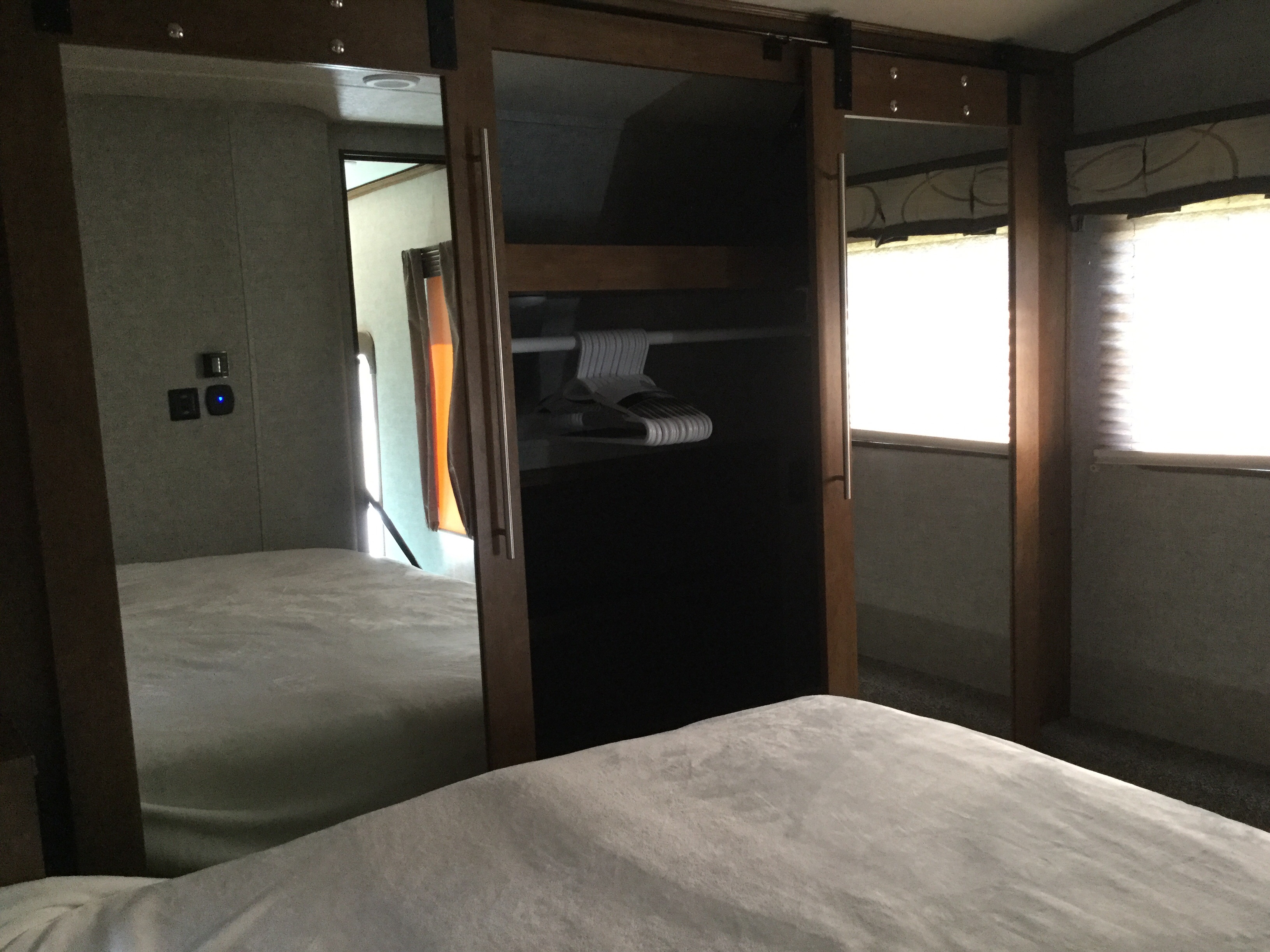 Executive Suite - Palomino - Columbus - Delivery