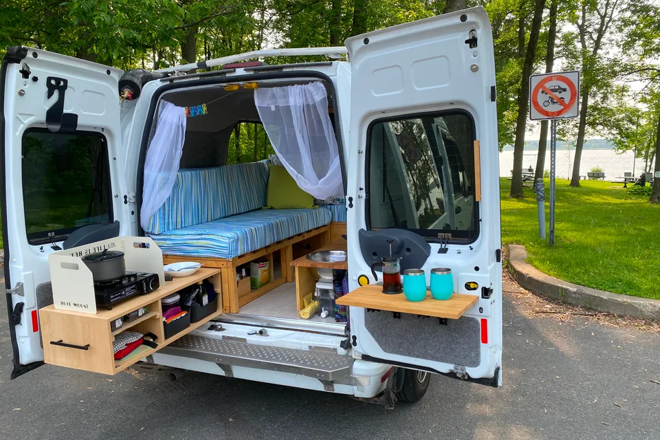 Lily-The-Van Ford Transit Connect Campervan