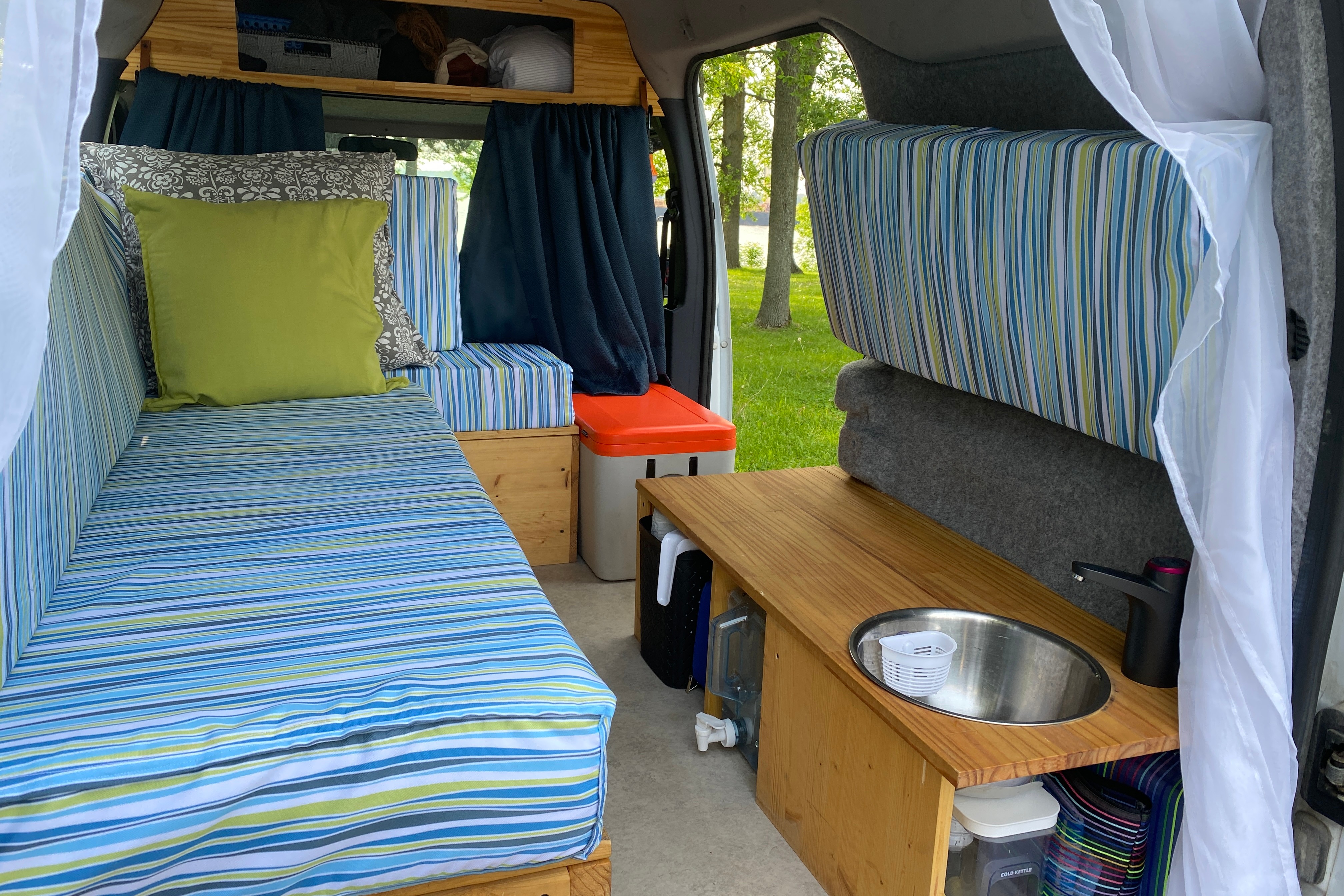 Lily-The-Van Ford Transit Connect Campervan