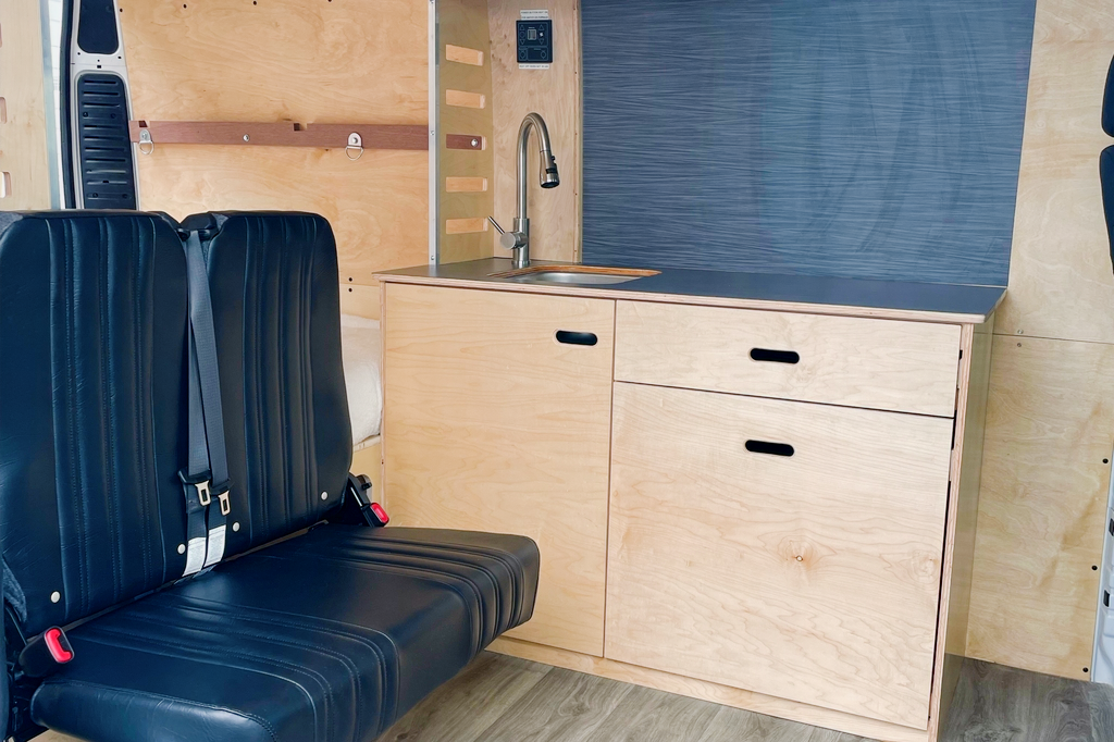 Vanny DeVito RAM ProMaster 2022