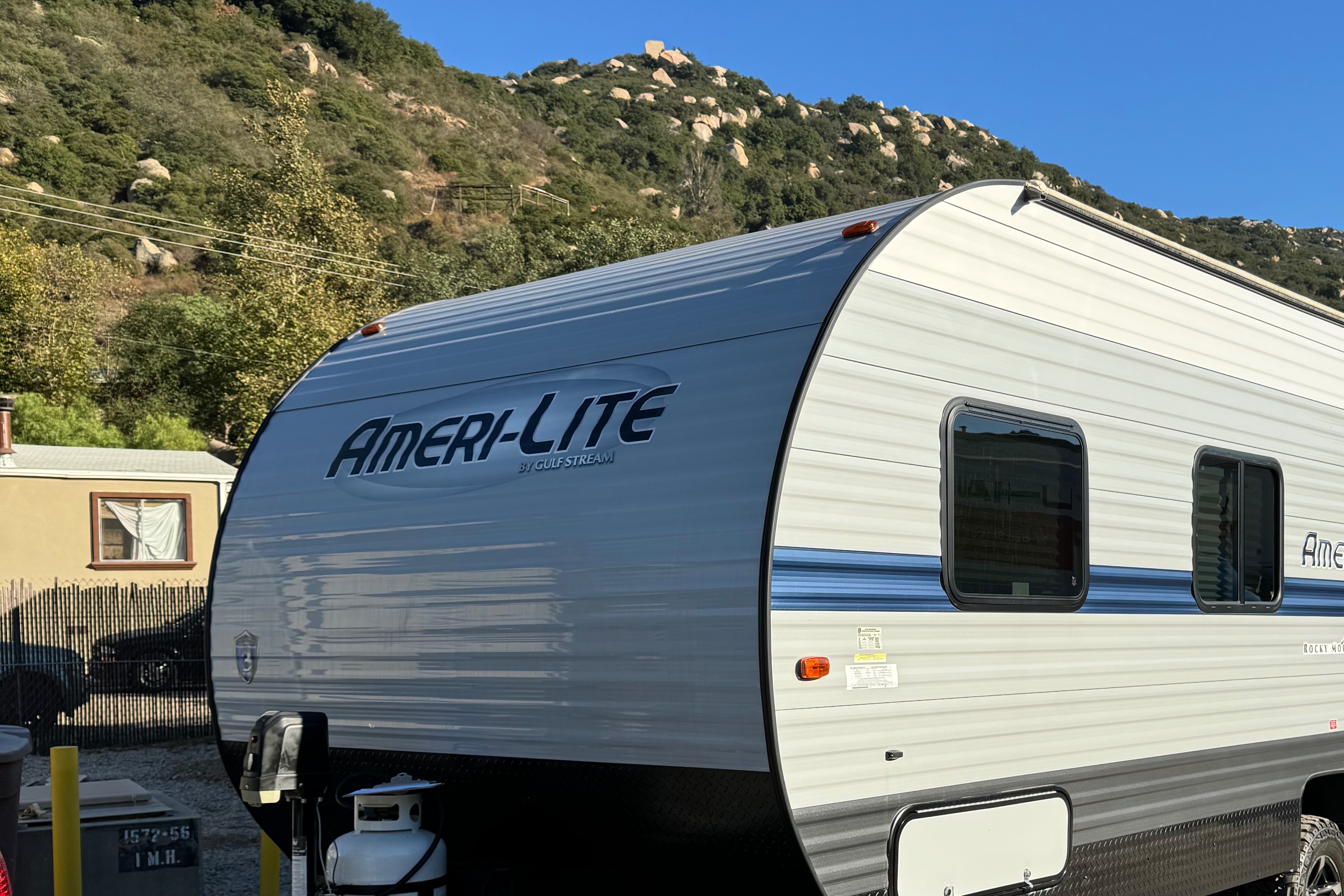 2022 travel trailer 