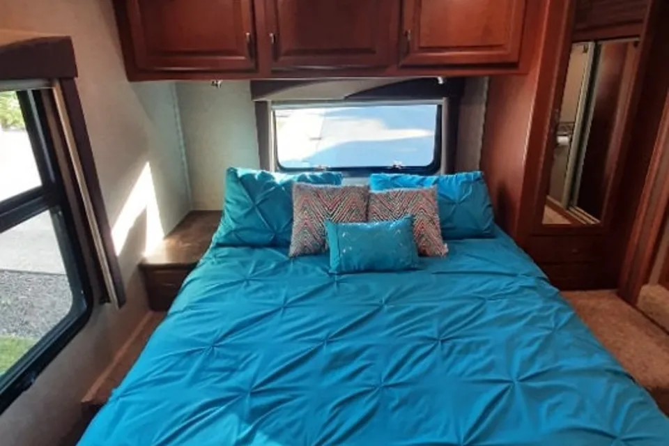 Finny's Jayco Greyhawk Class C