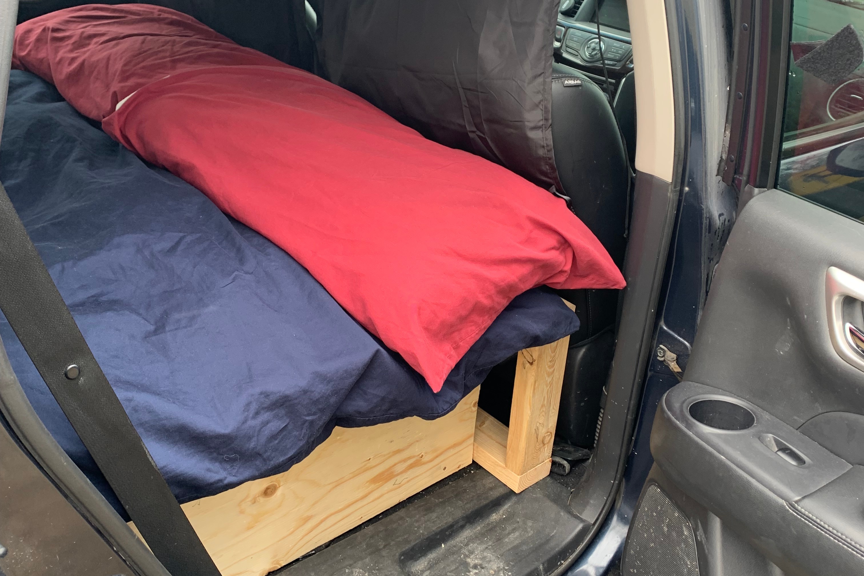 Paul's Rustic Nissan Pathfinder (Bare Minimum) 