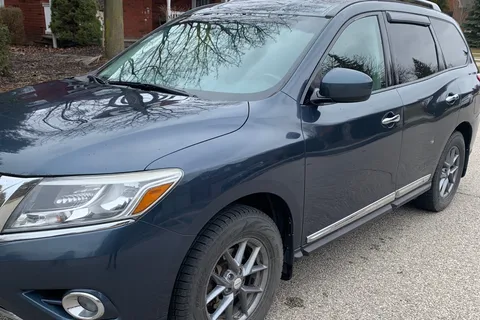Paul's Rustic Nissan Pathfinder (Bare Minimum) 