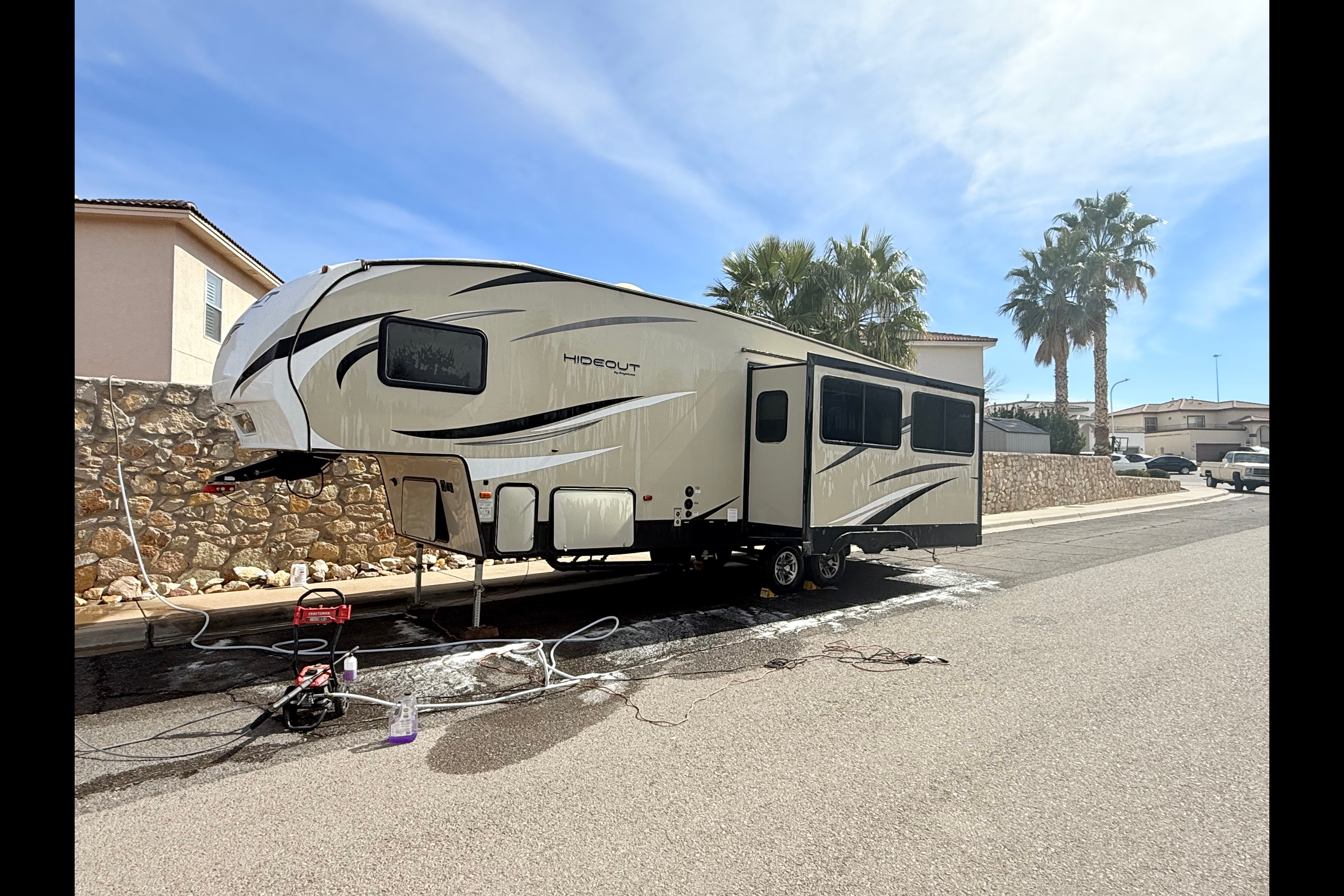 Trini's Keystone Hideout Fifth Wheel