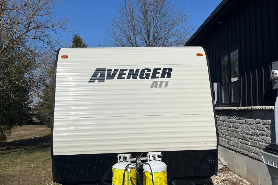 Josh's Prime Time Avenger Travel Trailer