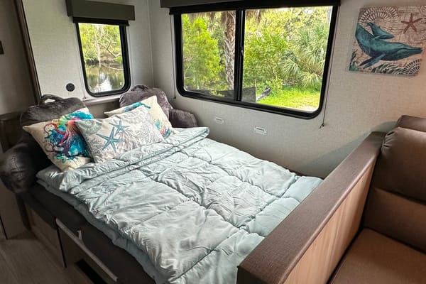 2025 Silver Lake 3250QB -King Master + 2ND Bedroom