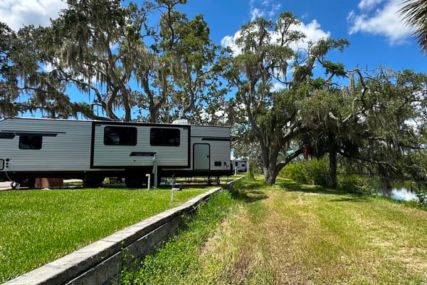 2025 Silver Lake 3250QB -King Master + 2ND Bedroom