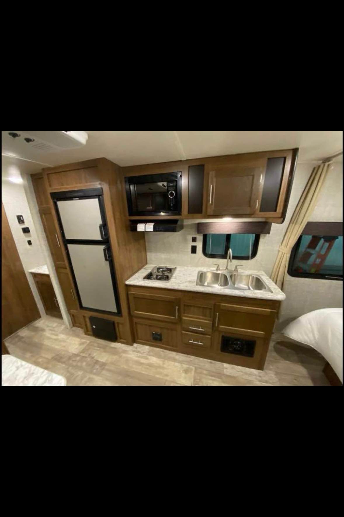 isabelle Grand River Bunkhouse ultra lite Roulotte