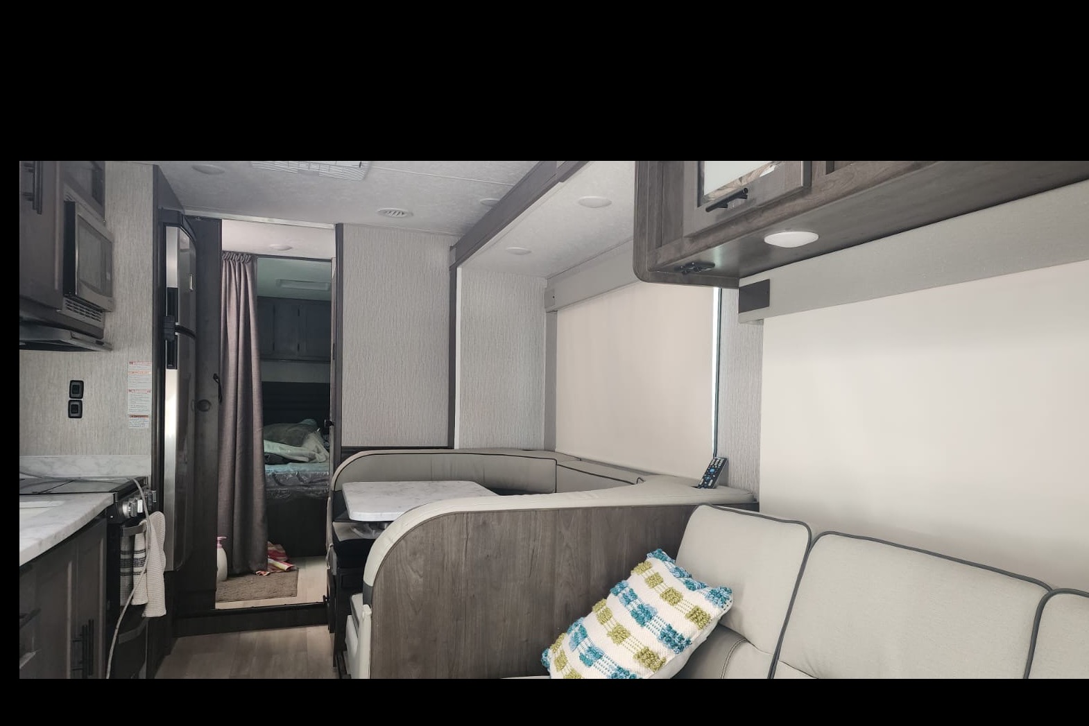 Coachmen leprechaun Class C
