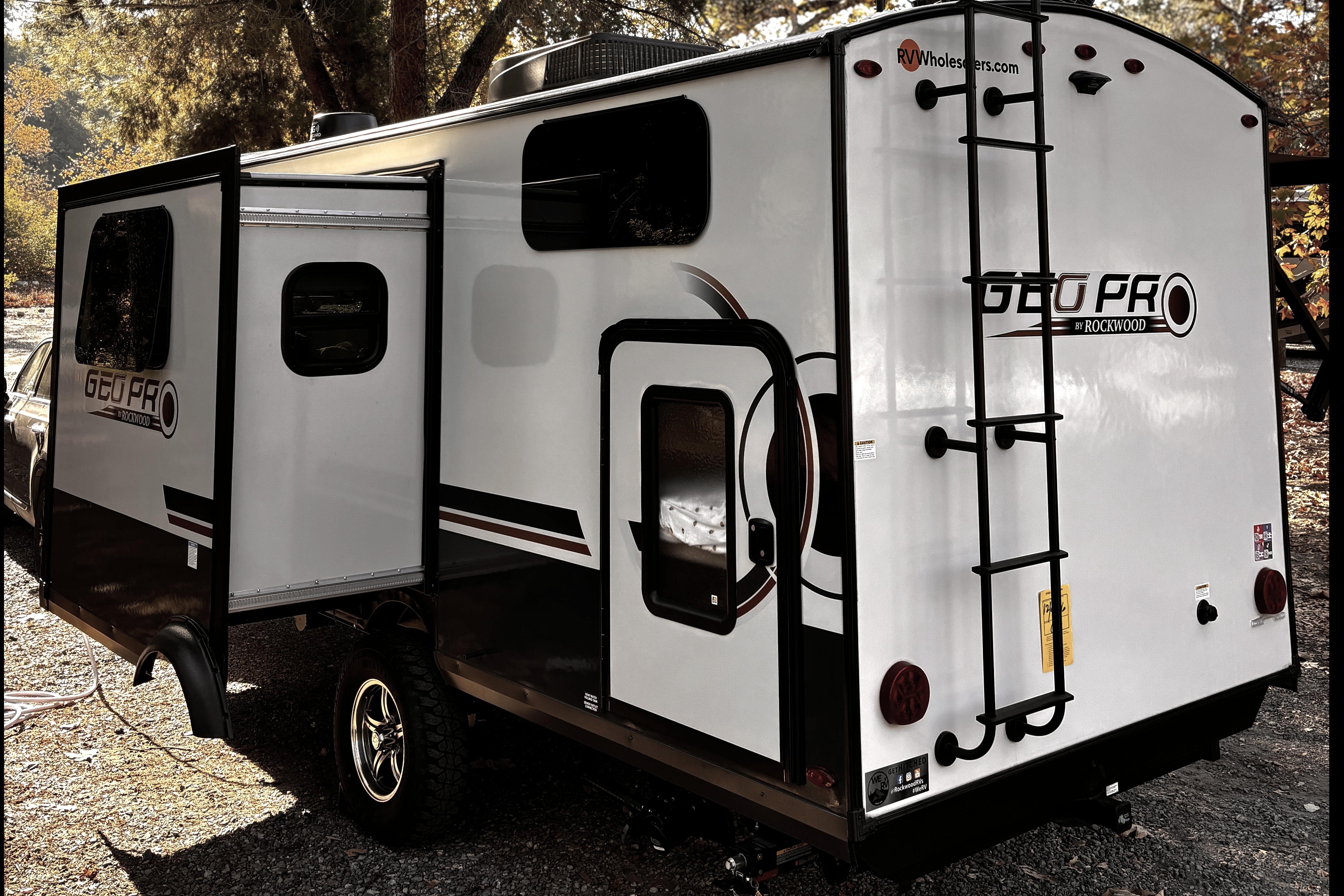 2024 Geo Pro 20BHS 21ft | Family Bunkhouse | Sleeps 6 | Lightweight | Hitch Included | Irvine
