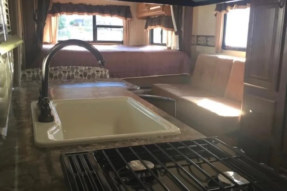 IBB-RV Keystone Outback Roulotte