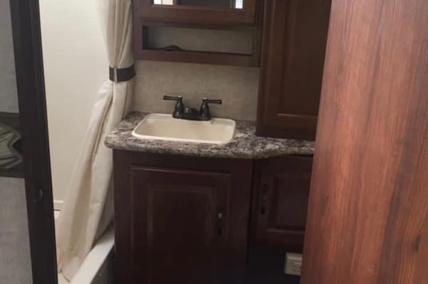 IBB-RV Keystone Outback Roulotte