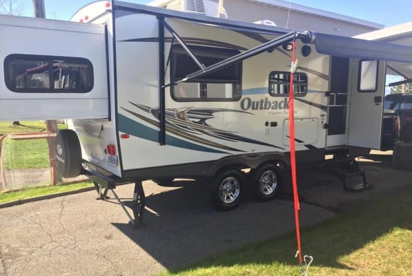 IBB-RV Keystone Outback Roulotte