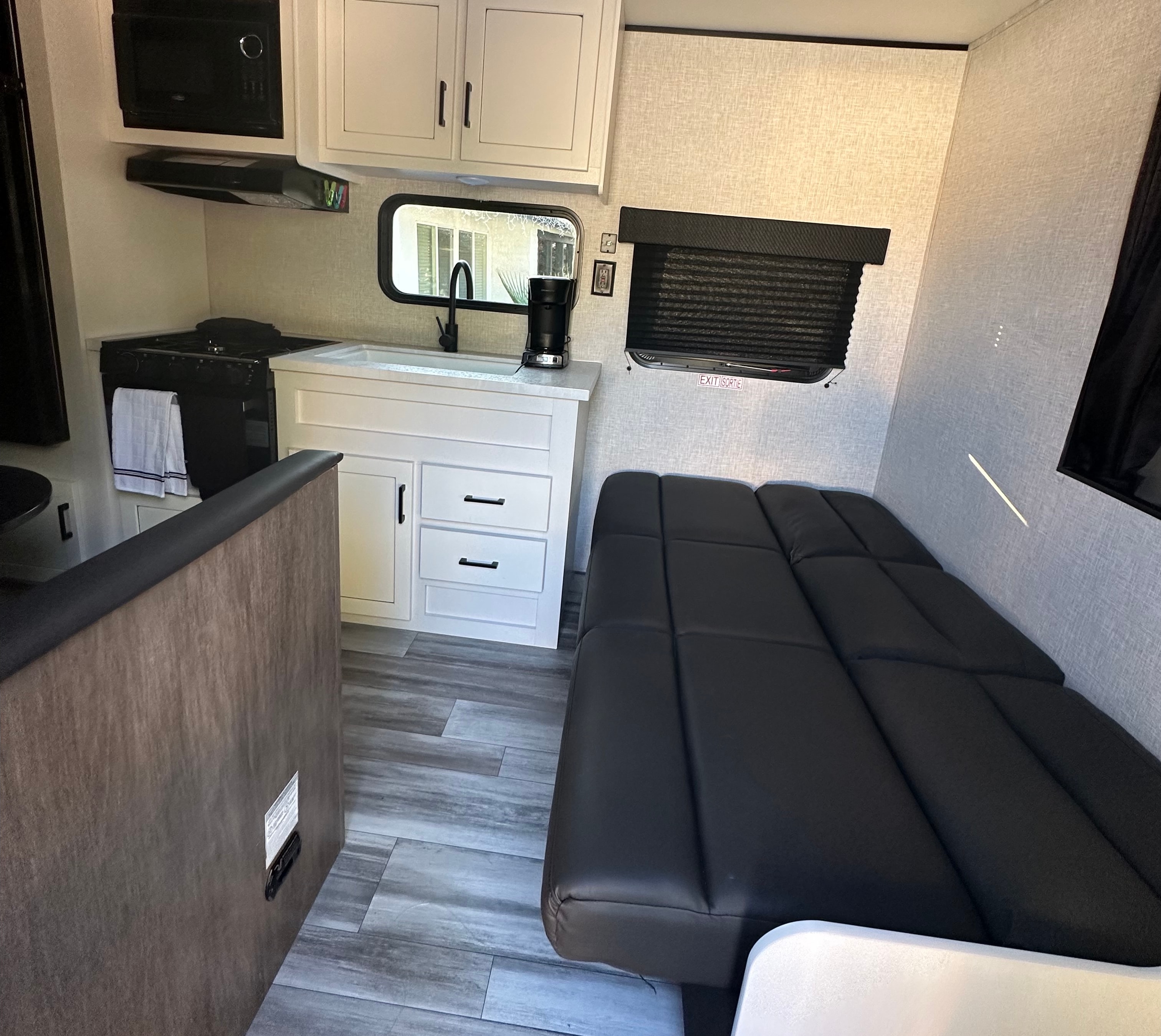 Bradshaw’s Fam Jay Flight SLX Travel Trailer