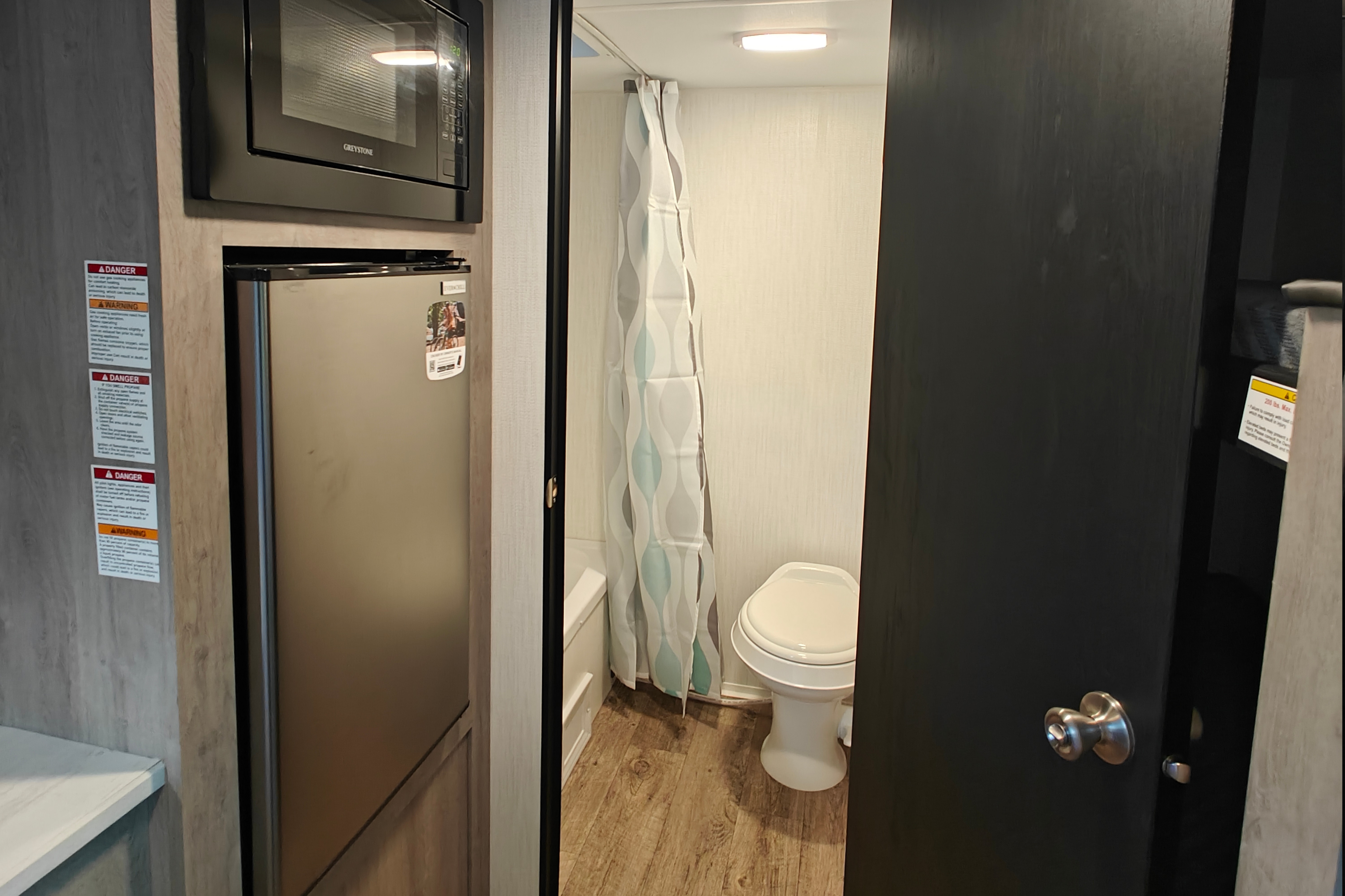 David's Cruiser RV Avenir 17BH Travel Trailer