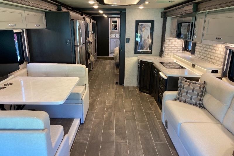 2023 MODEL THOR ARIA COACH Class A