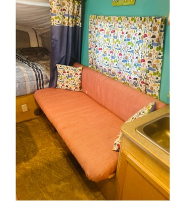 Retro Vintage Hybrid Trailer + Extras Delivery Only