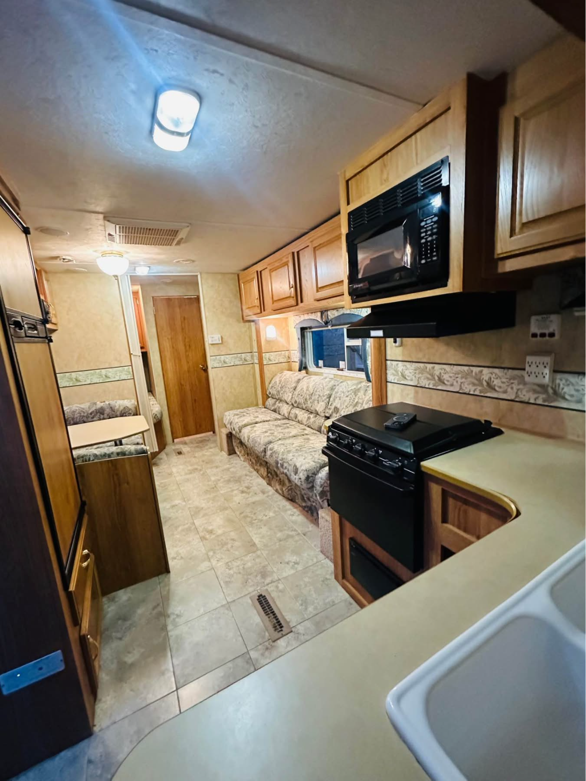 eric's Jayco jay flight Travel Trailer