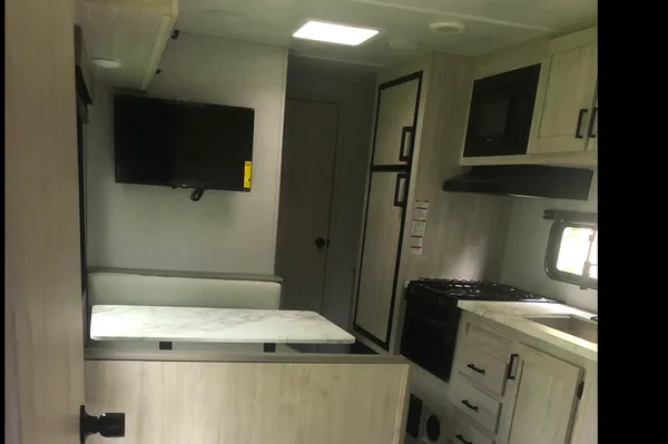 Gloria's east to west Silver Lake Travel Trailer